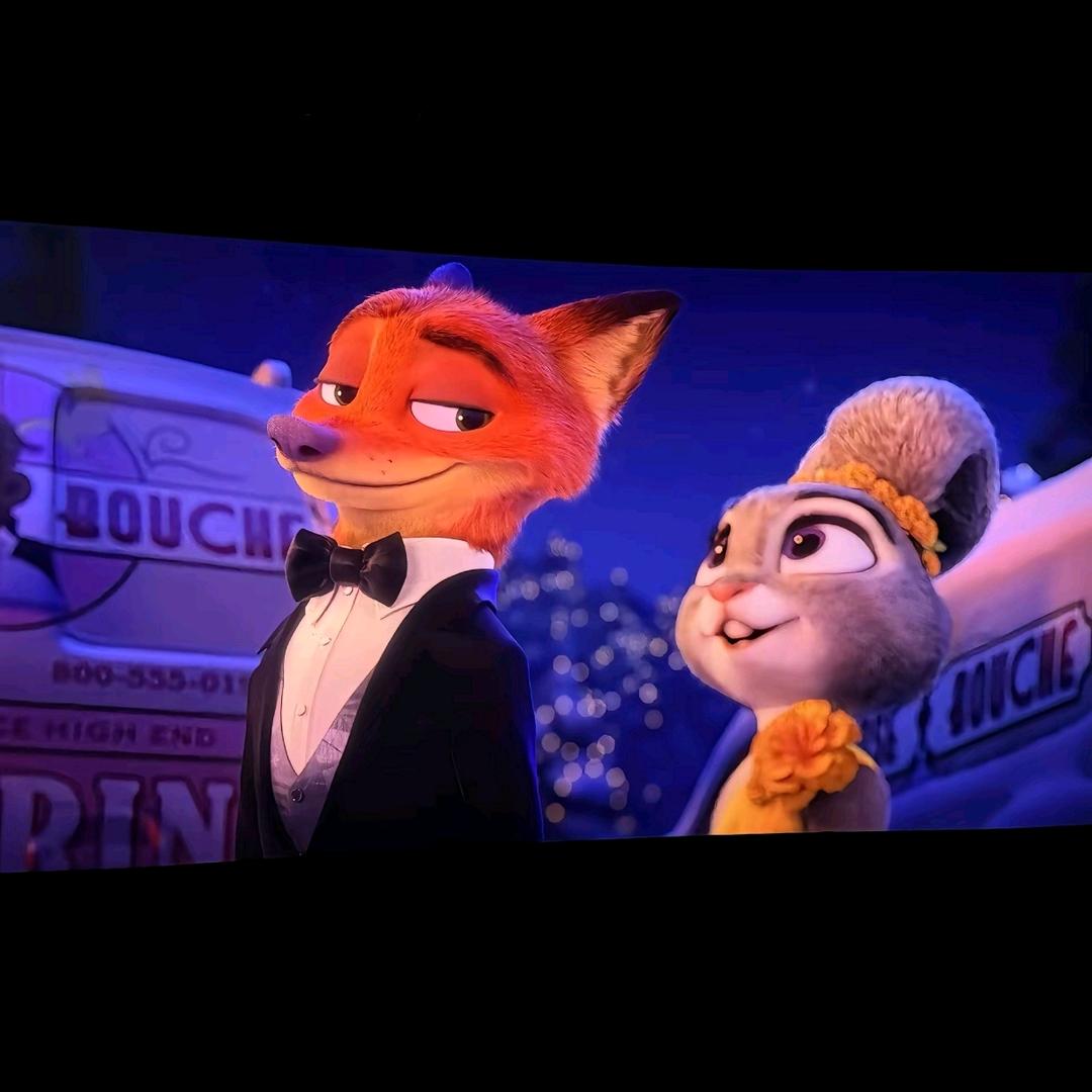 想看花开时，秋叶黄，夕阳落。