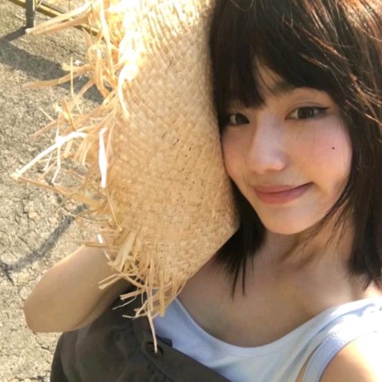 山奈💿