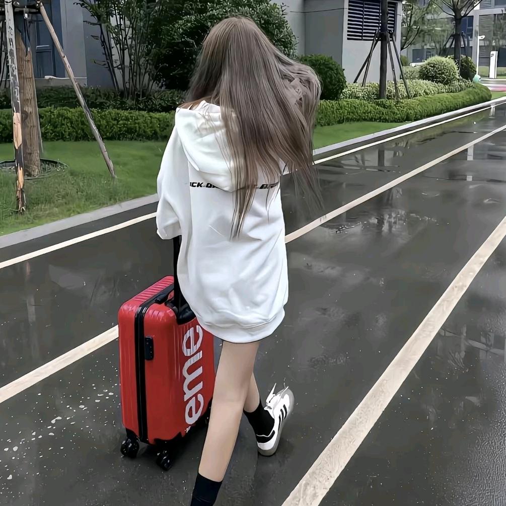 喃喃