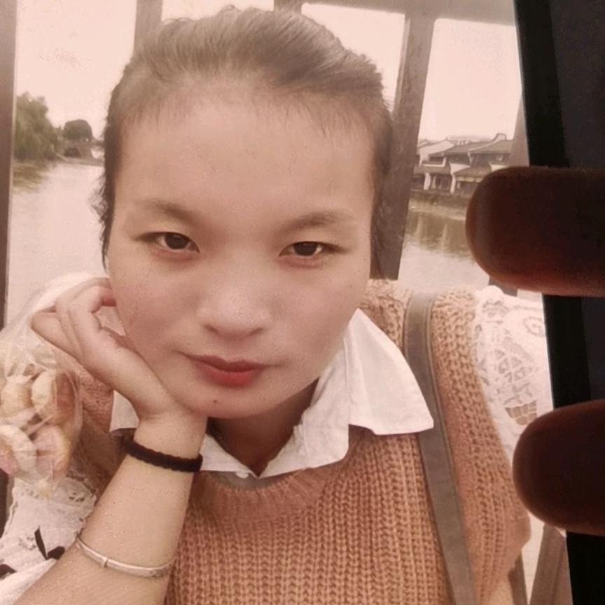 柳中看玉🥰