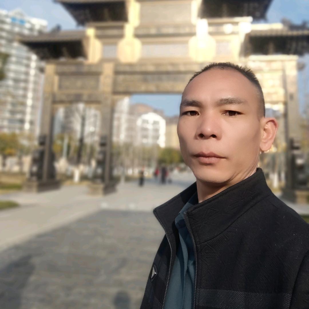 三少醉凉秋