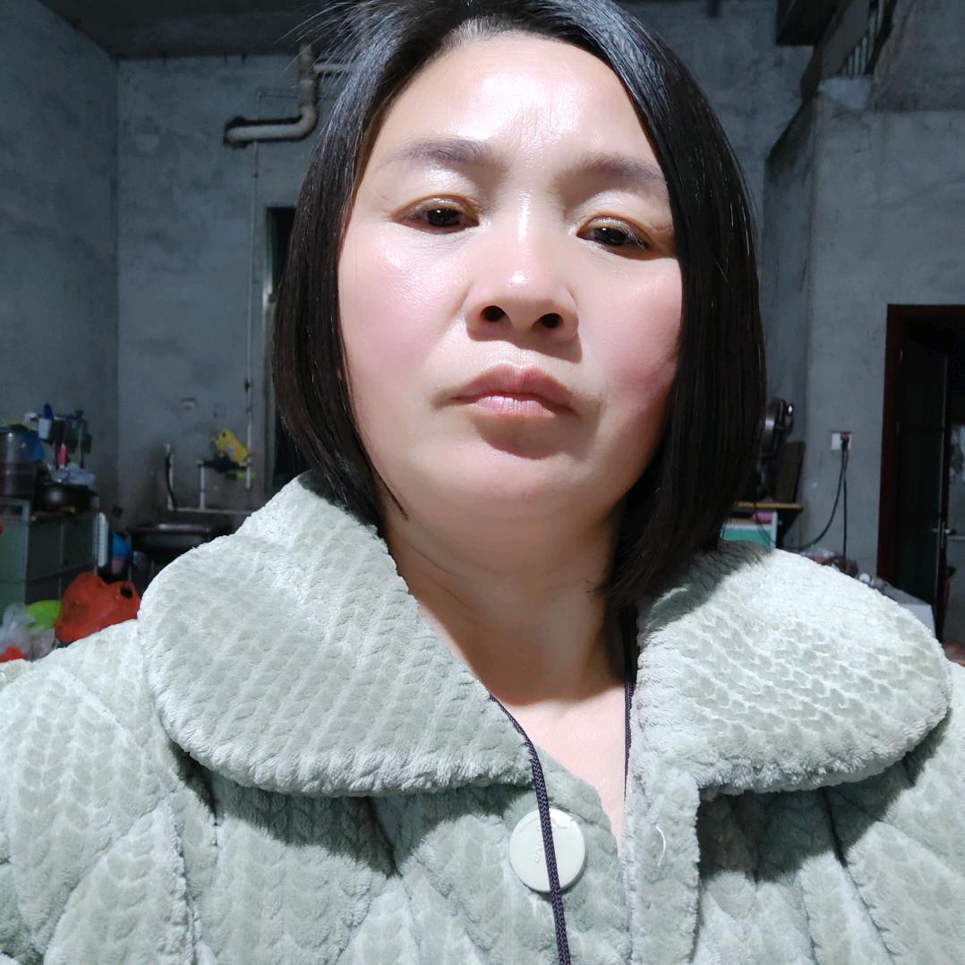 金鑫钢钩，搭厂房，屋顶搭棚，屋顶盖瓦，