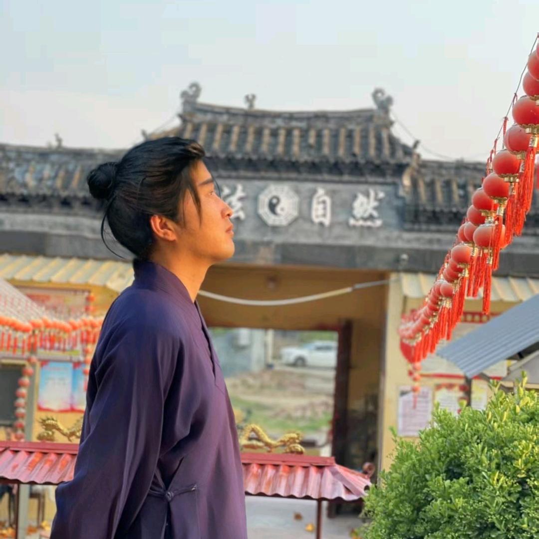 小五爱睡觉