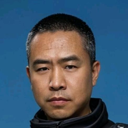 正步踏青春