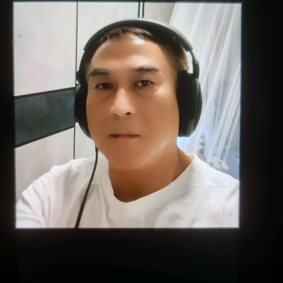 飞虫爱唱歌。连🎤🎤🎤