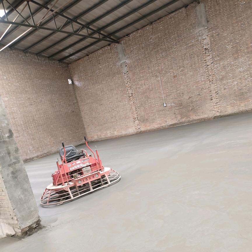 混凝土路面收光