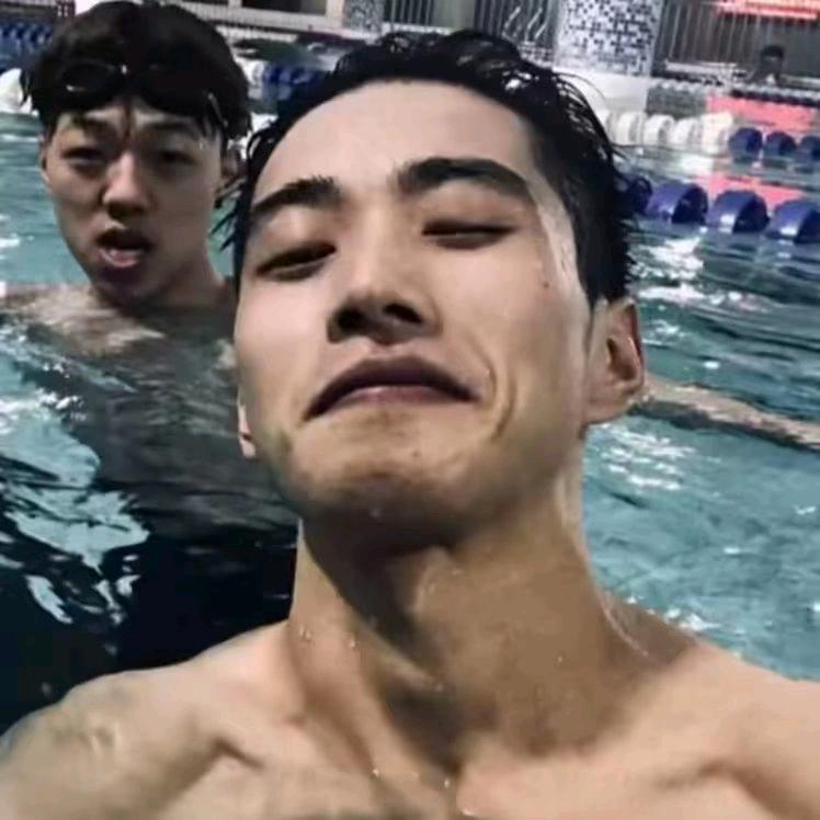 小穷人🐥