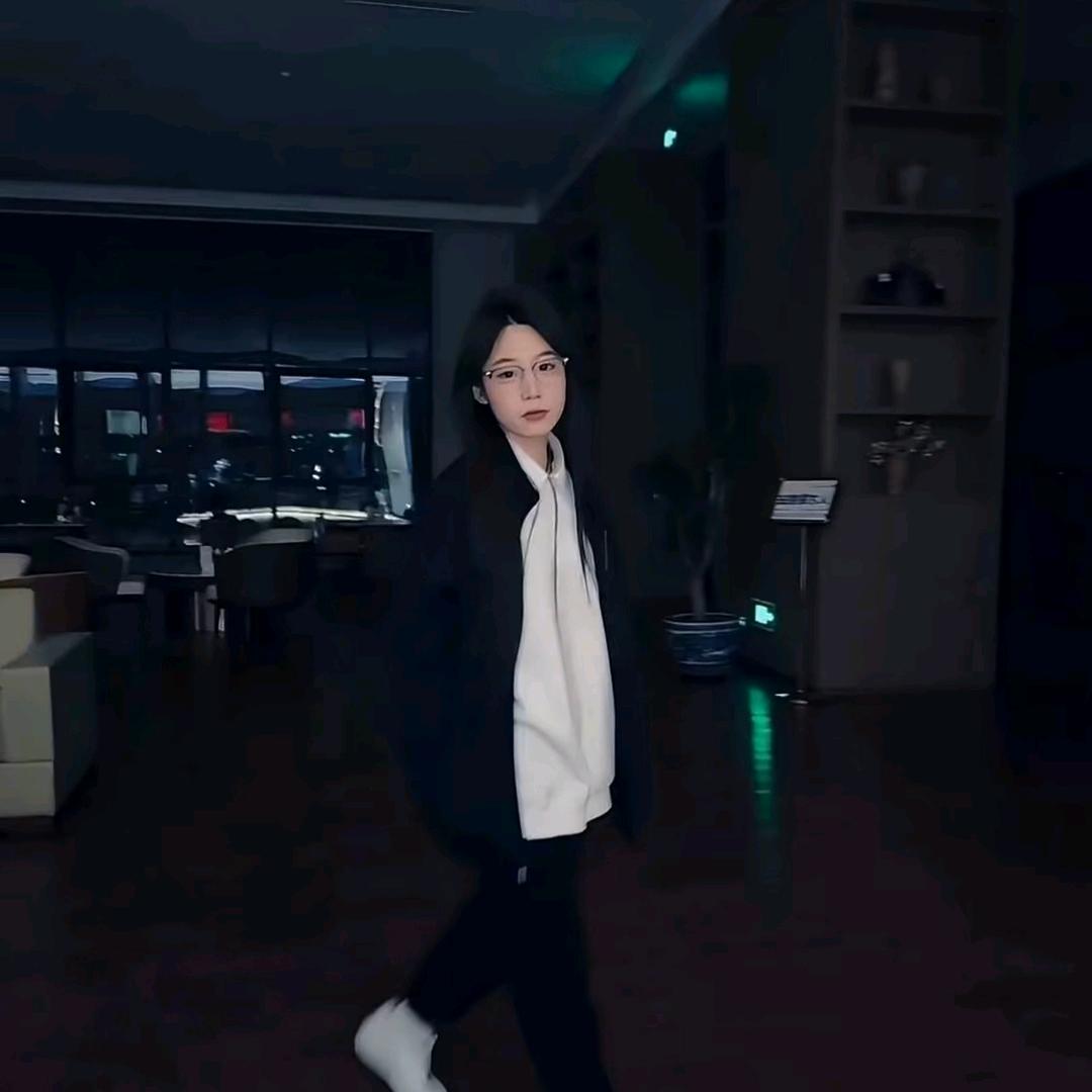 呆呆.萌