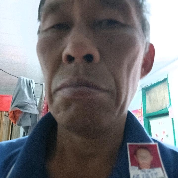 My name is Hou Fuxia