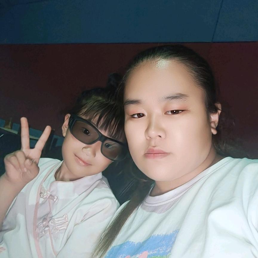 自由的飞翔。