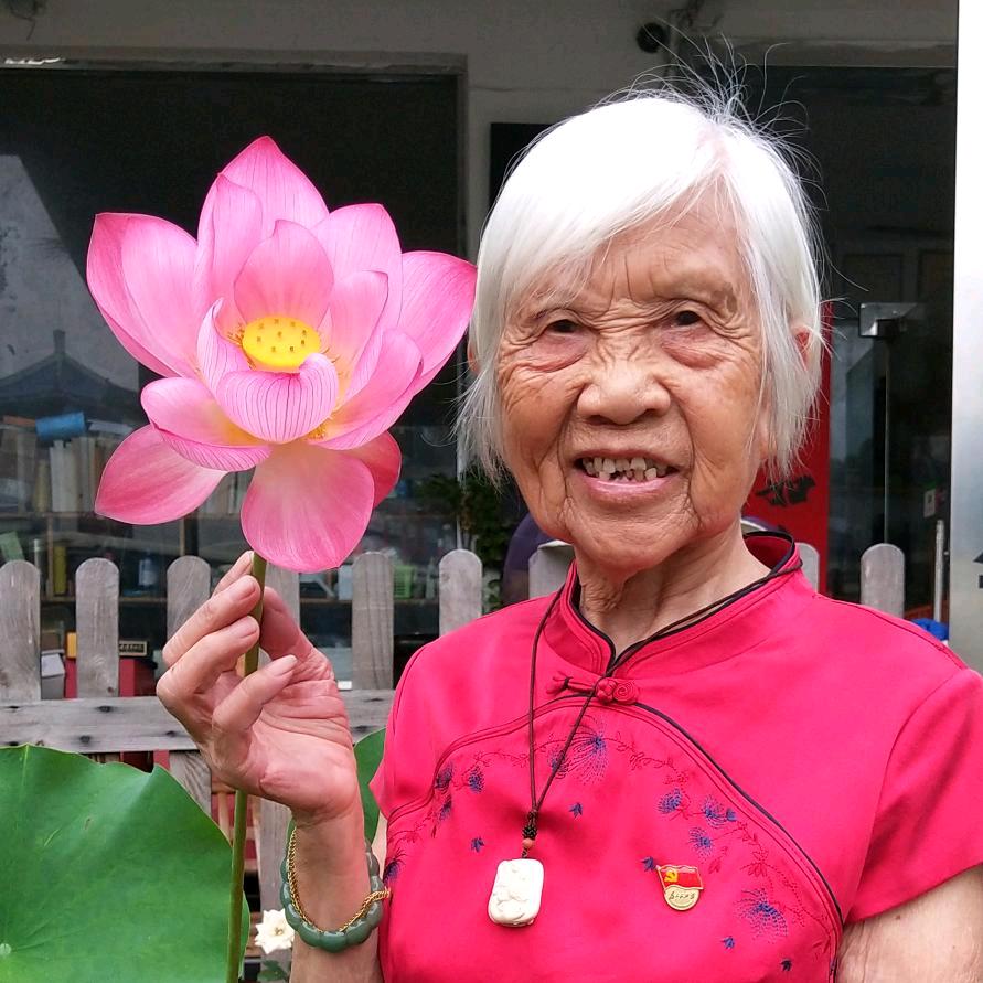 毛家饭店90后的汤奶奶