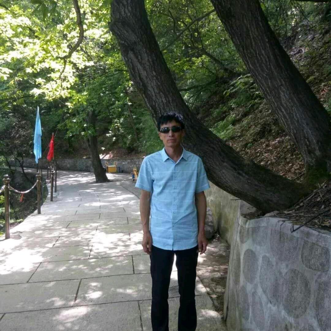 卫村一条龙餐饮。人生如戏 ，全靠演技 。