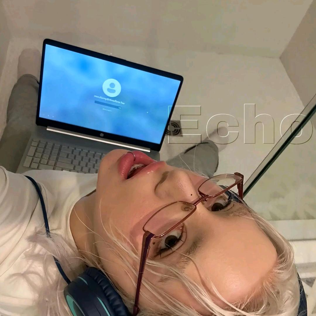 零零七.