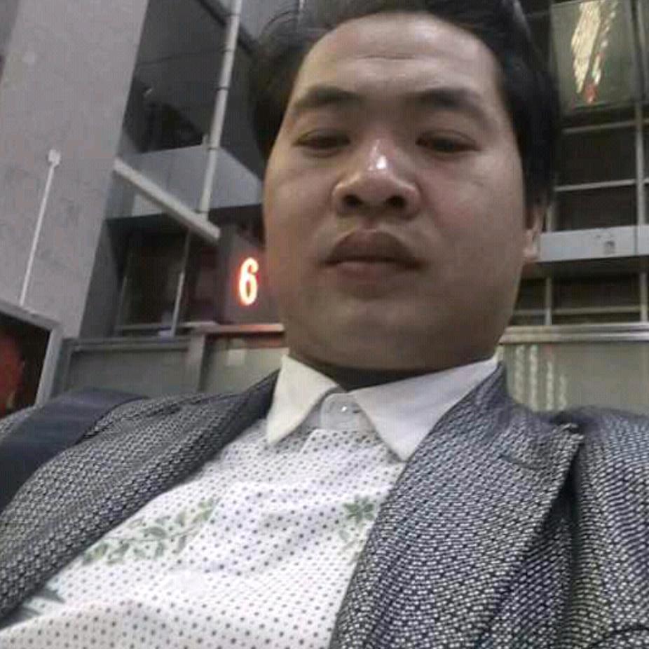 云云的天(左)山歌艺术