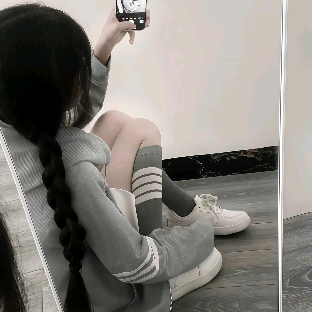 她总说别哭、头像