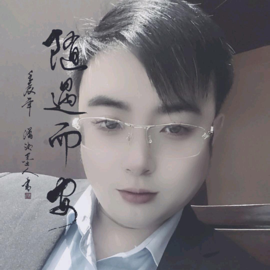 雄鹰展翅🦅