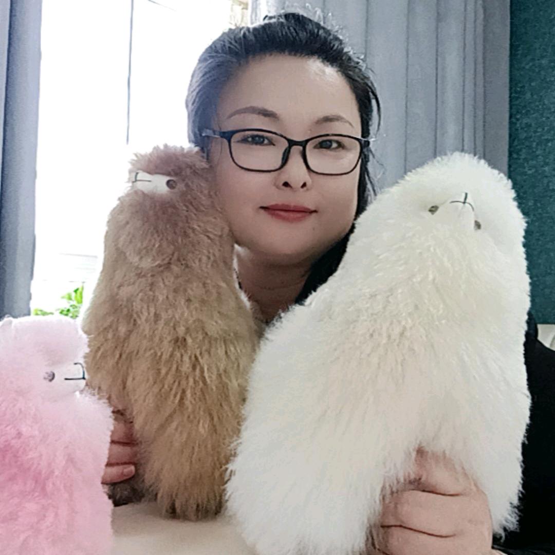 一半风光一半累。