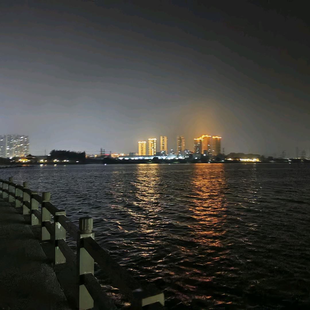 广漂游子