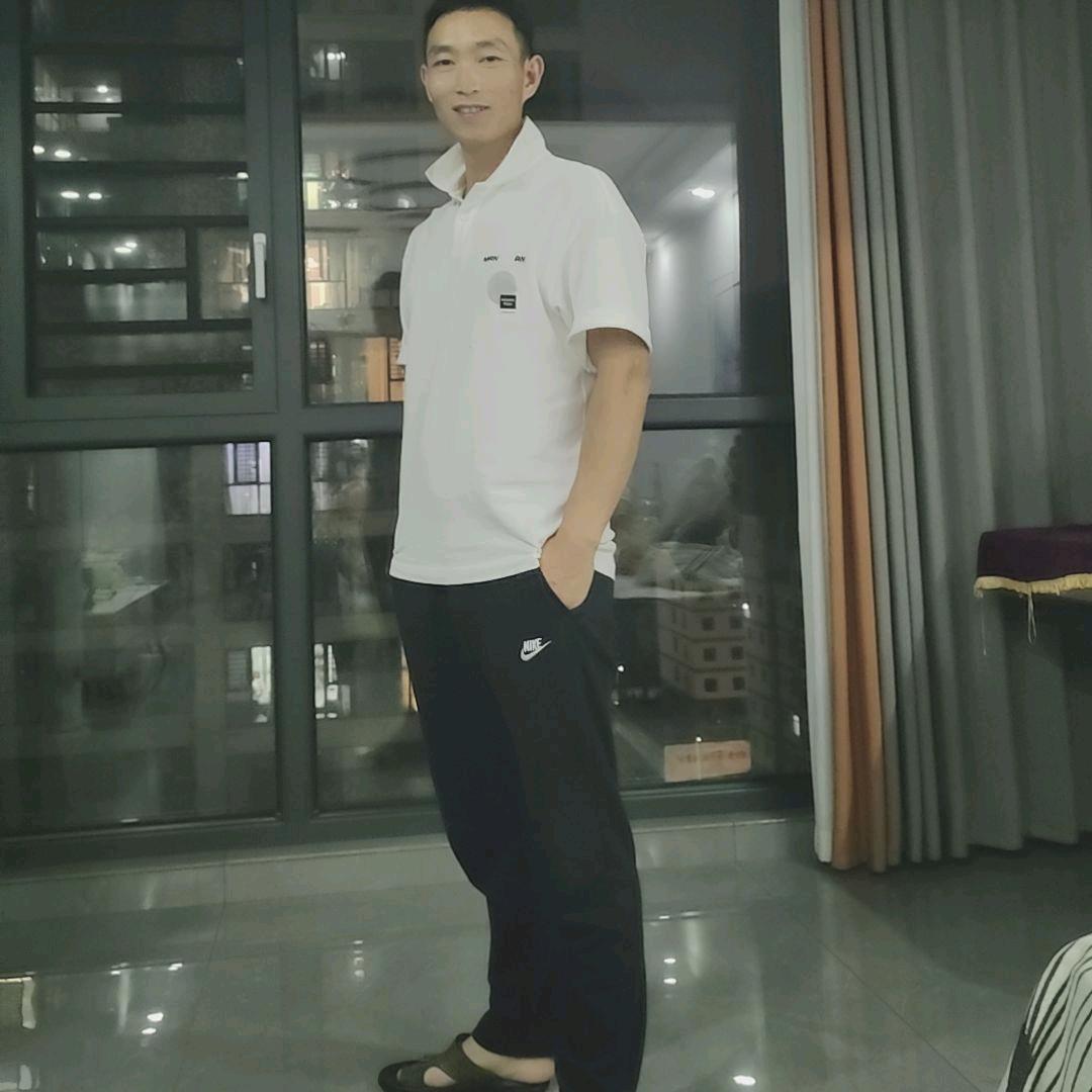 🍷🍷随遇而安杨