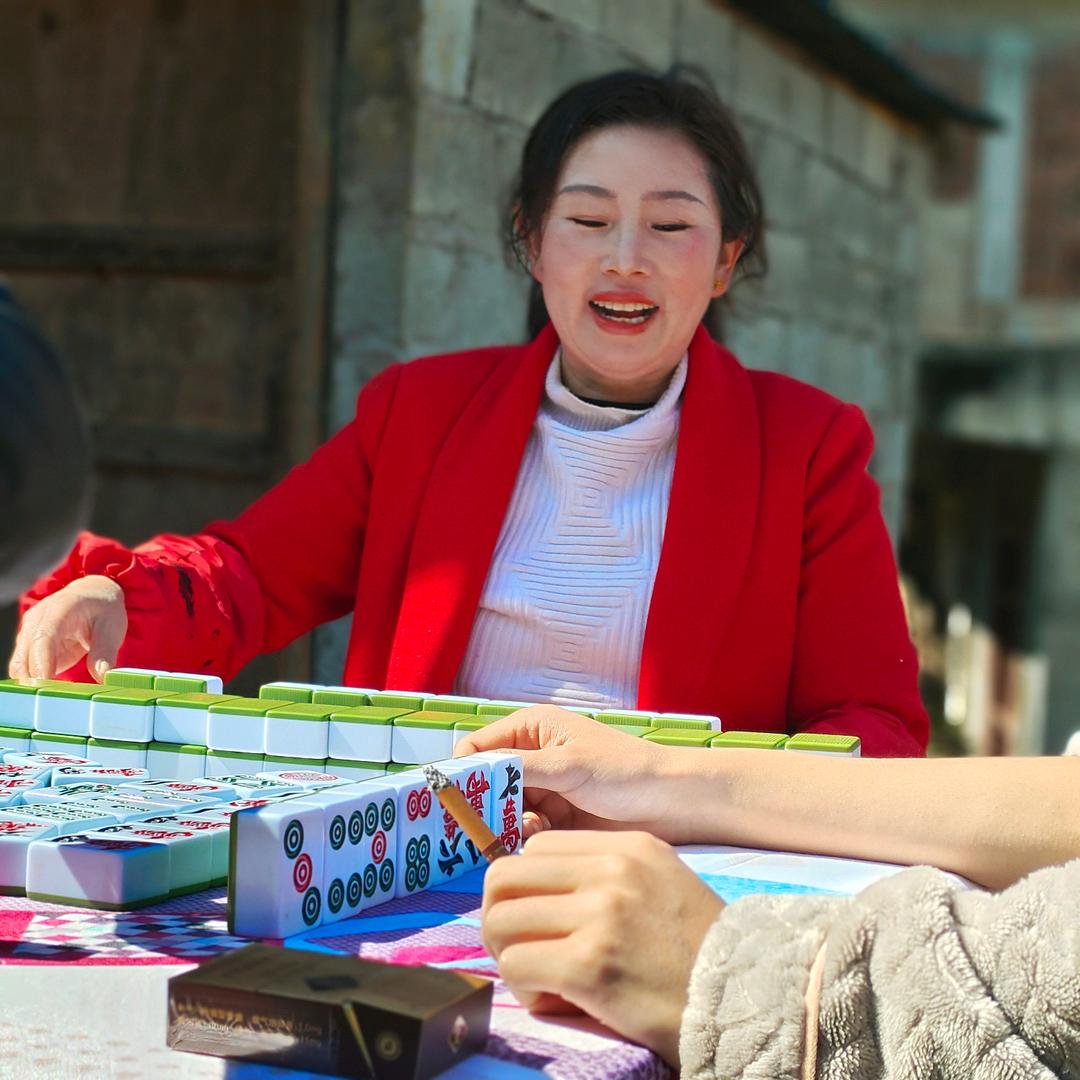 平安喜乐邓绪巧