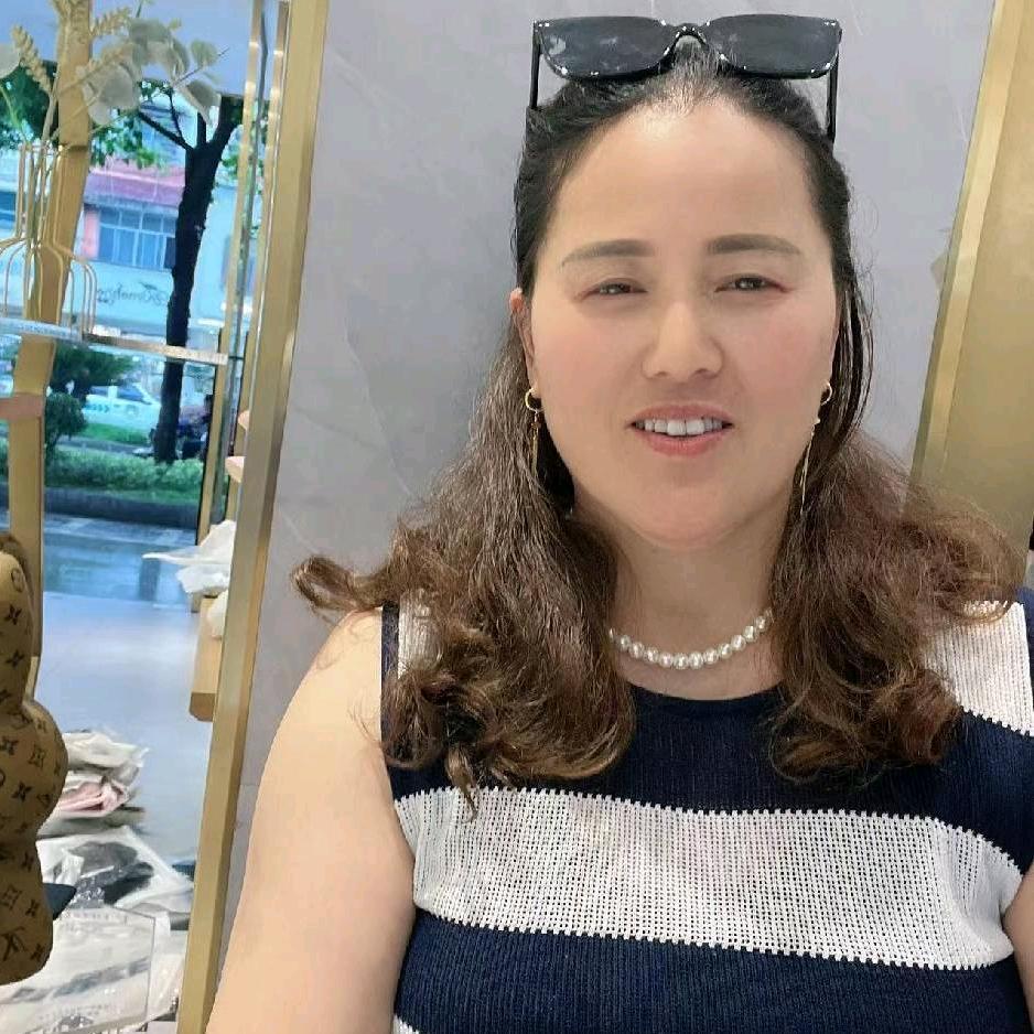 天上的🌙亮