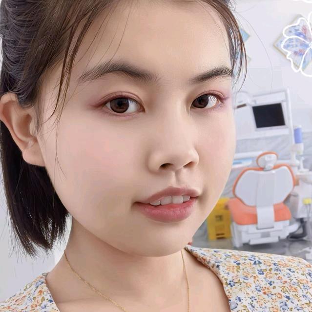 馋嘴的青妹儿～