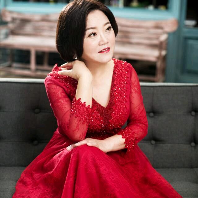 东城高中滕姐姐