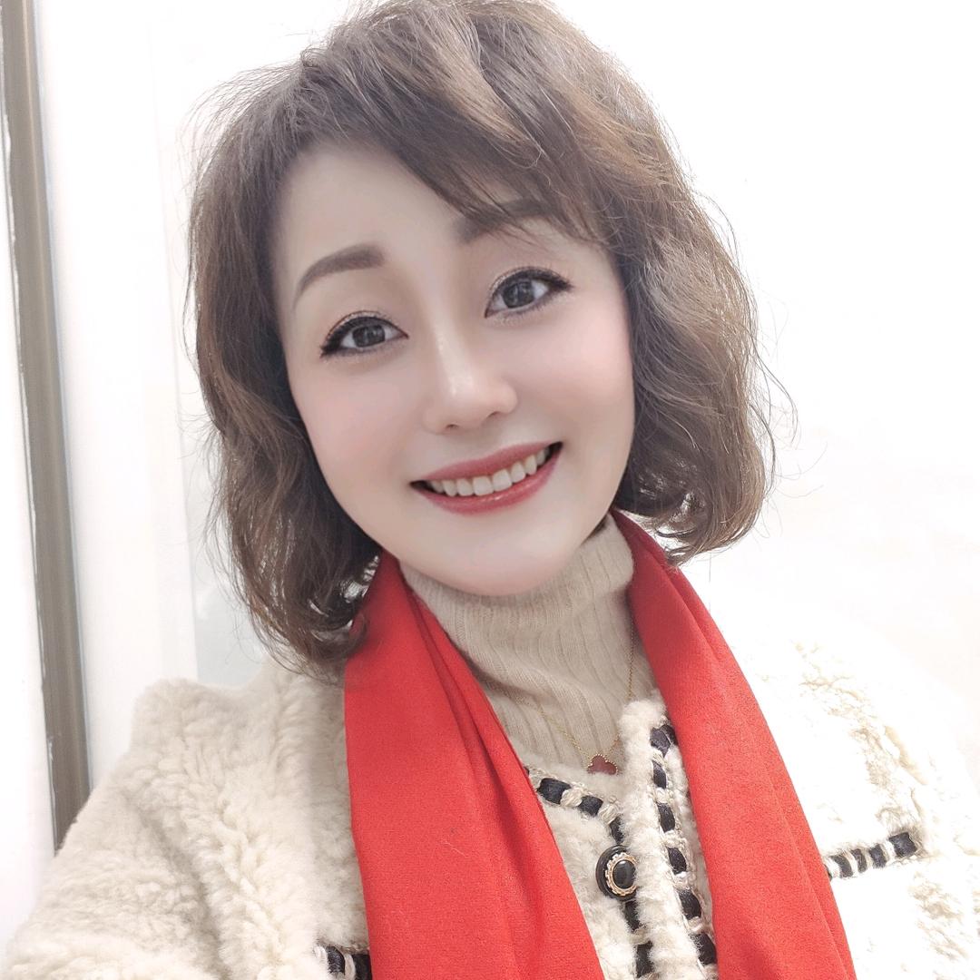 歌手康熹