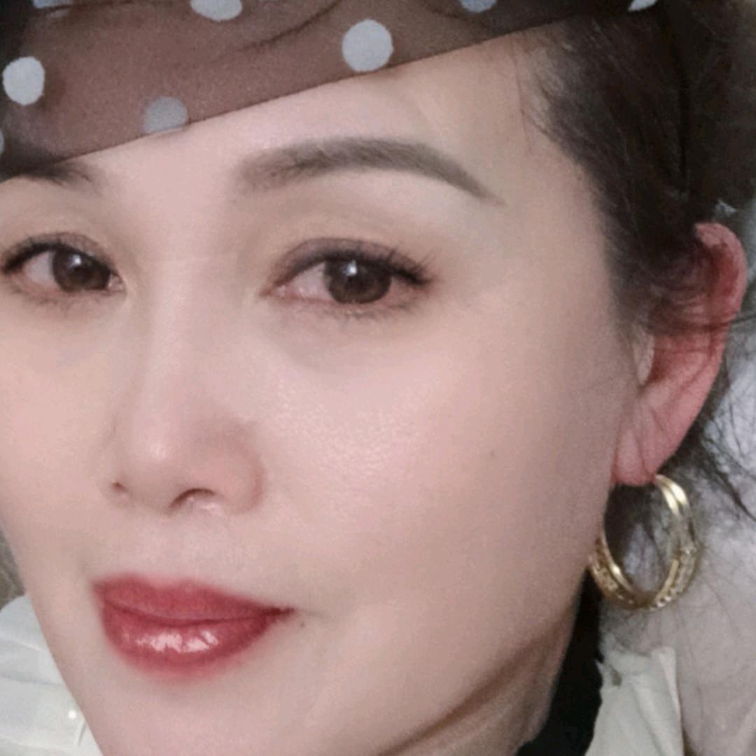 蓝天彩虹刘芳姐🌈69年2月🐔