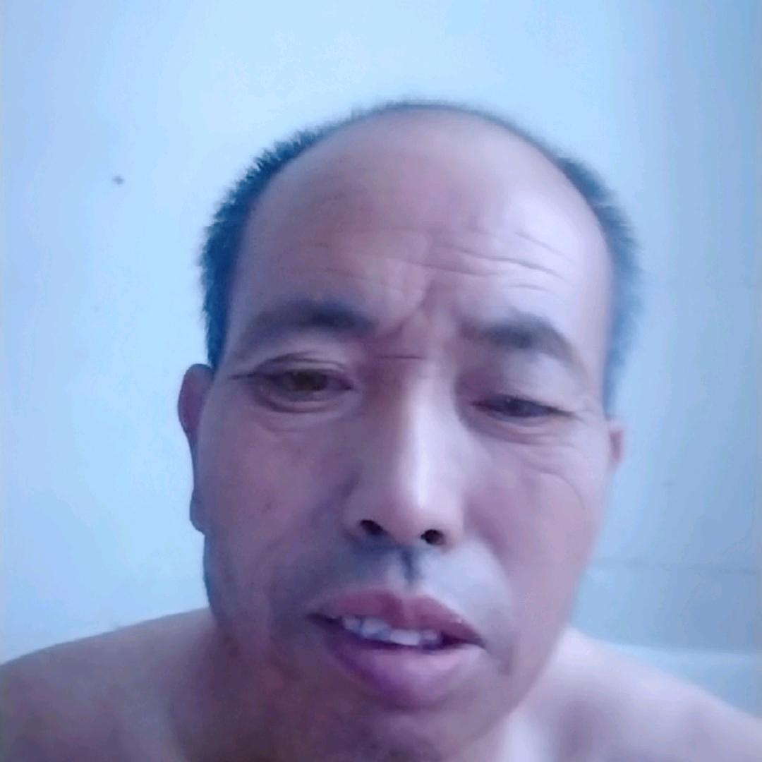 勤劳的人王圴齐