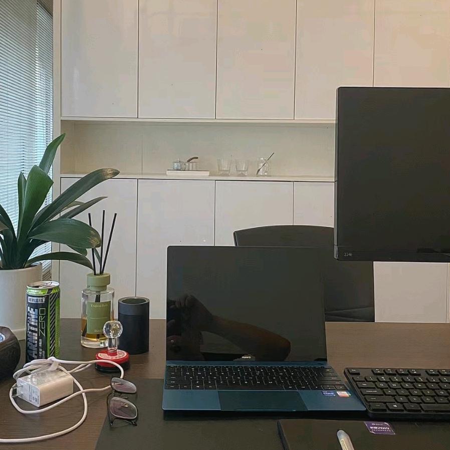 寇乐容网络科技工作室
