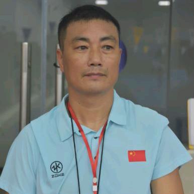 金刚狼（游泳教练）