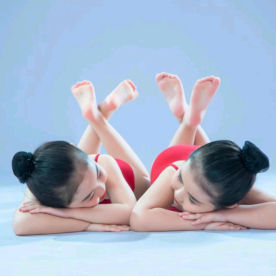 两个孩子的姥姥