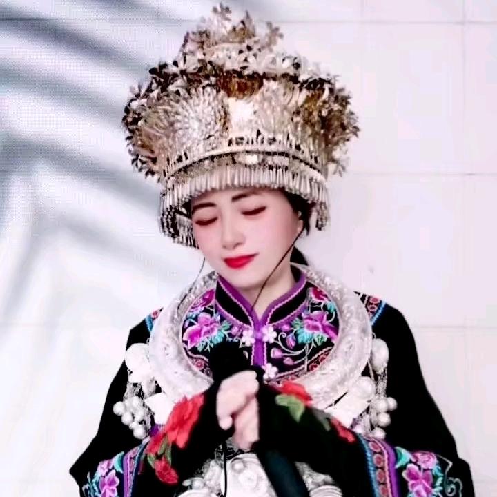 冰雪桃子
