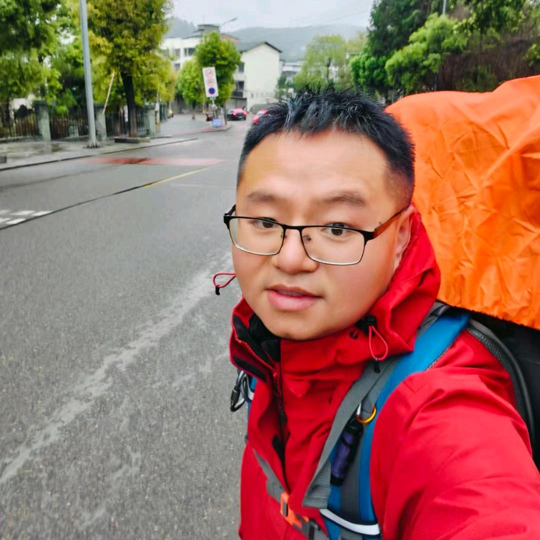 重庆璧山眼镜老表  摩旅中国