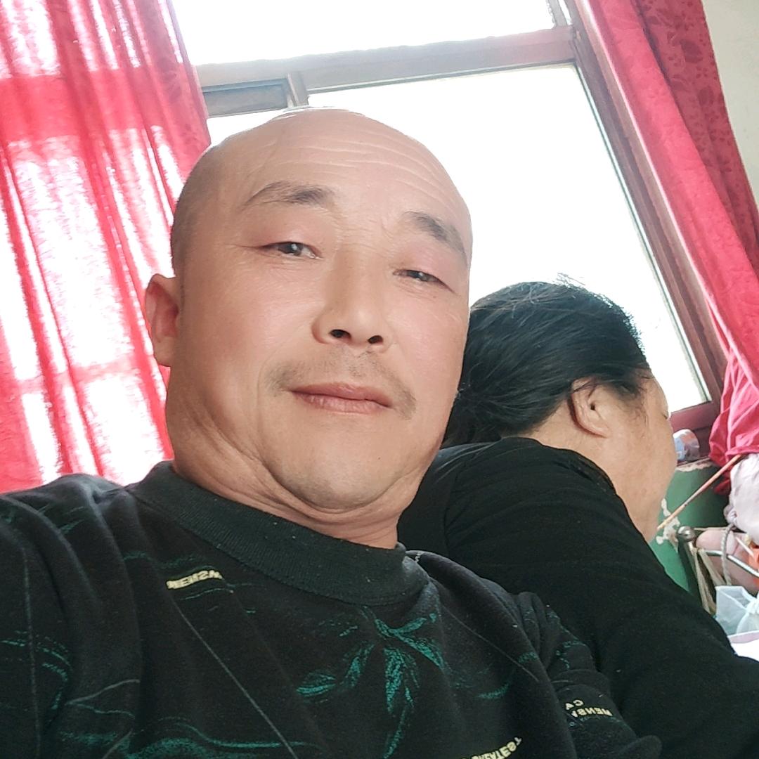 谭哥1737855539