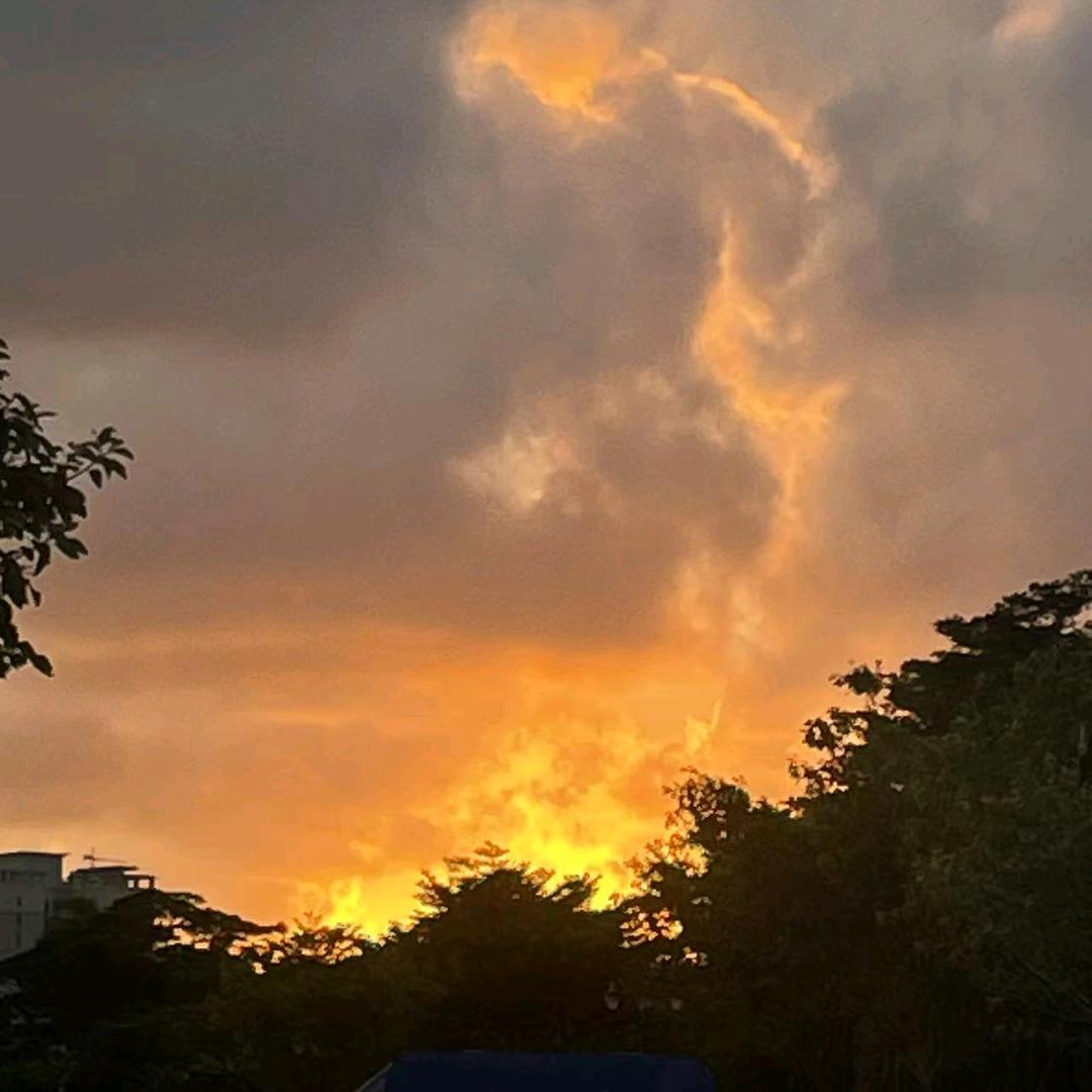 ￴ ￴￴    ￴ ￴ ￴￴