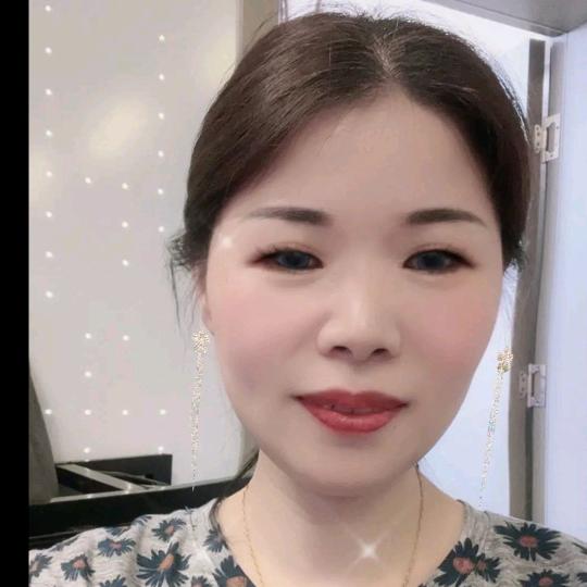 泉交河贵夫人（女装店找老徐）