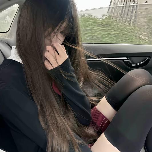 玲少.