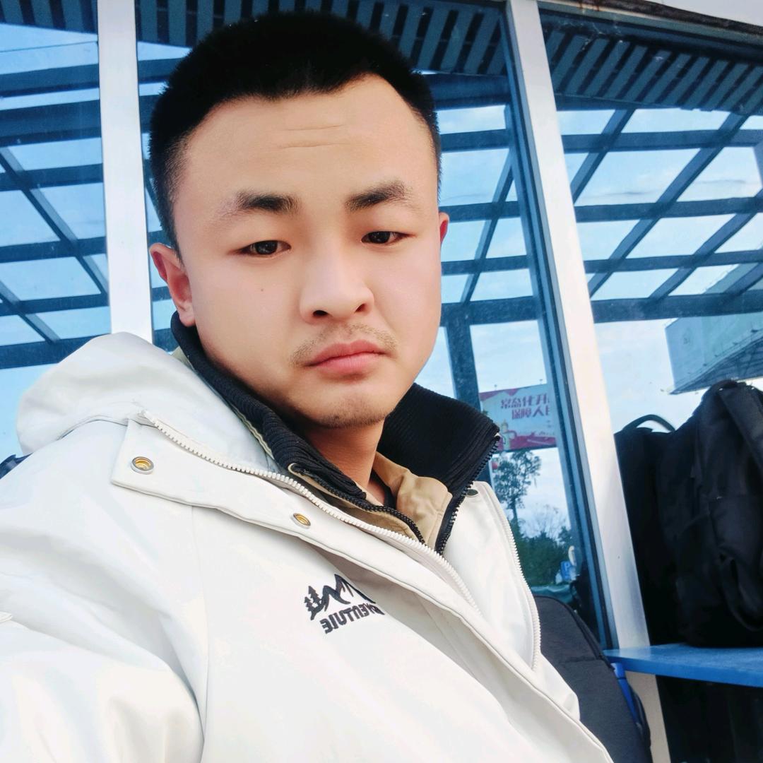 亮(00年的龙🐉)