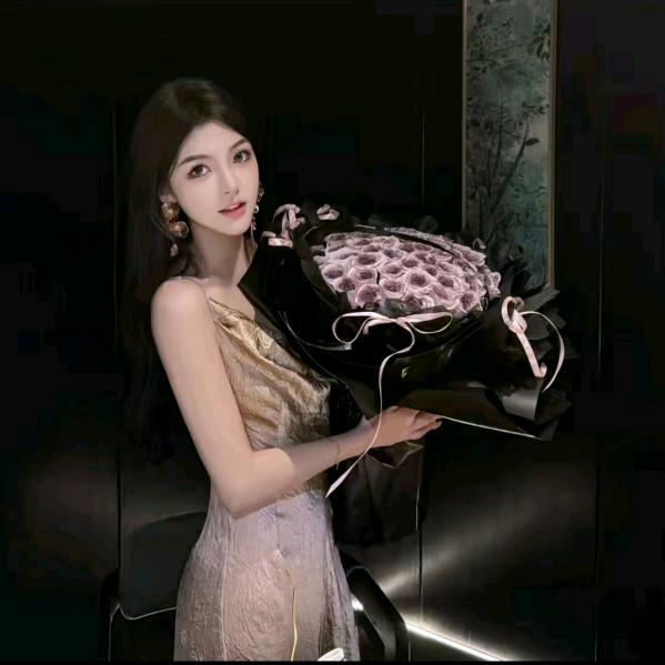 YY.studio妍妍（爆款穿搭）