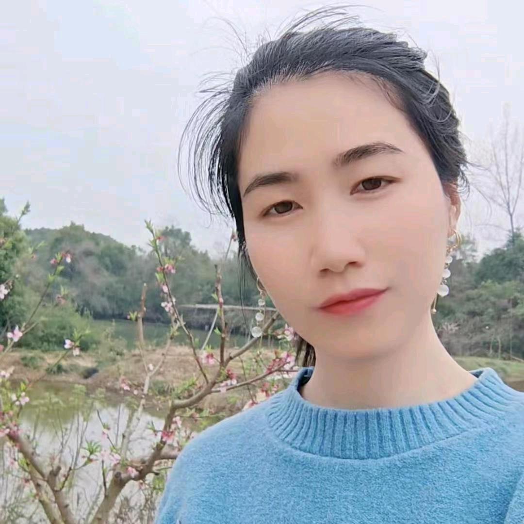 凡凡妈(开播号主页晚9：30）