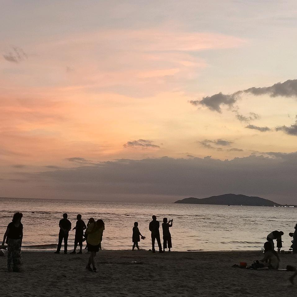 向前看往上走头像