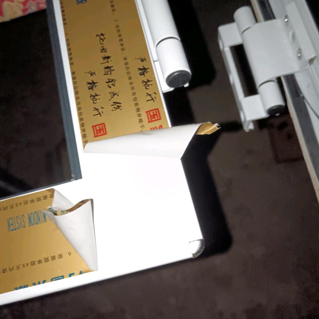 时尚无追求挣钱不容易