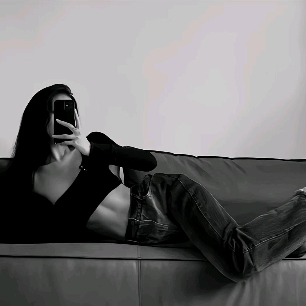 单字一个霞