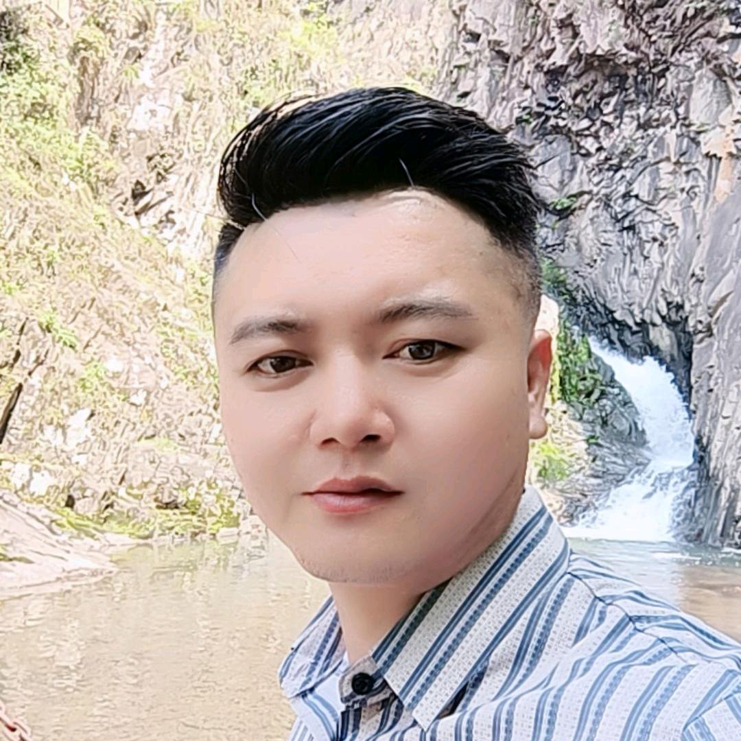 华志志《紫气东来》