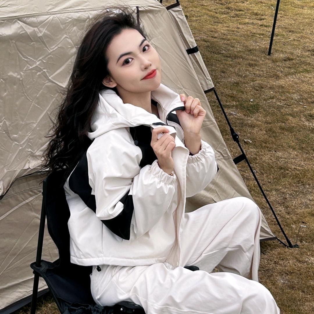 艺启约绘画室-欢欢老师