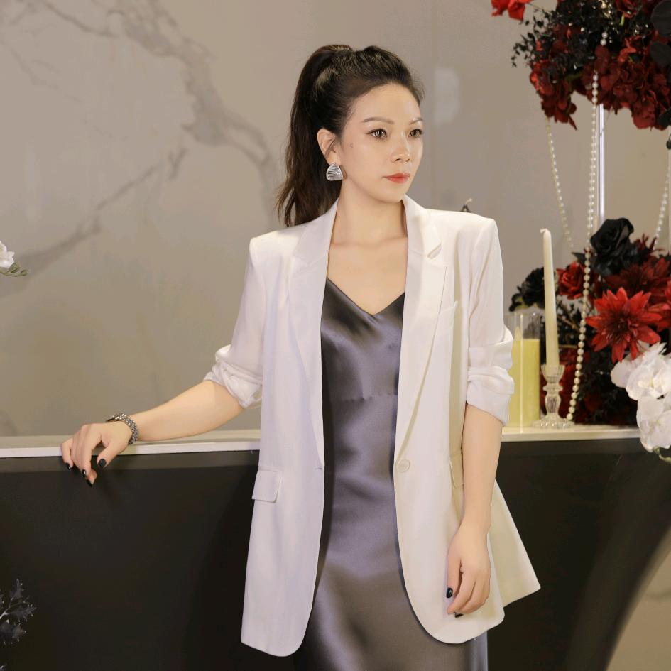 菁菁形象美学