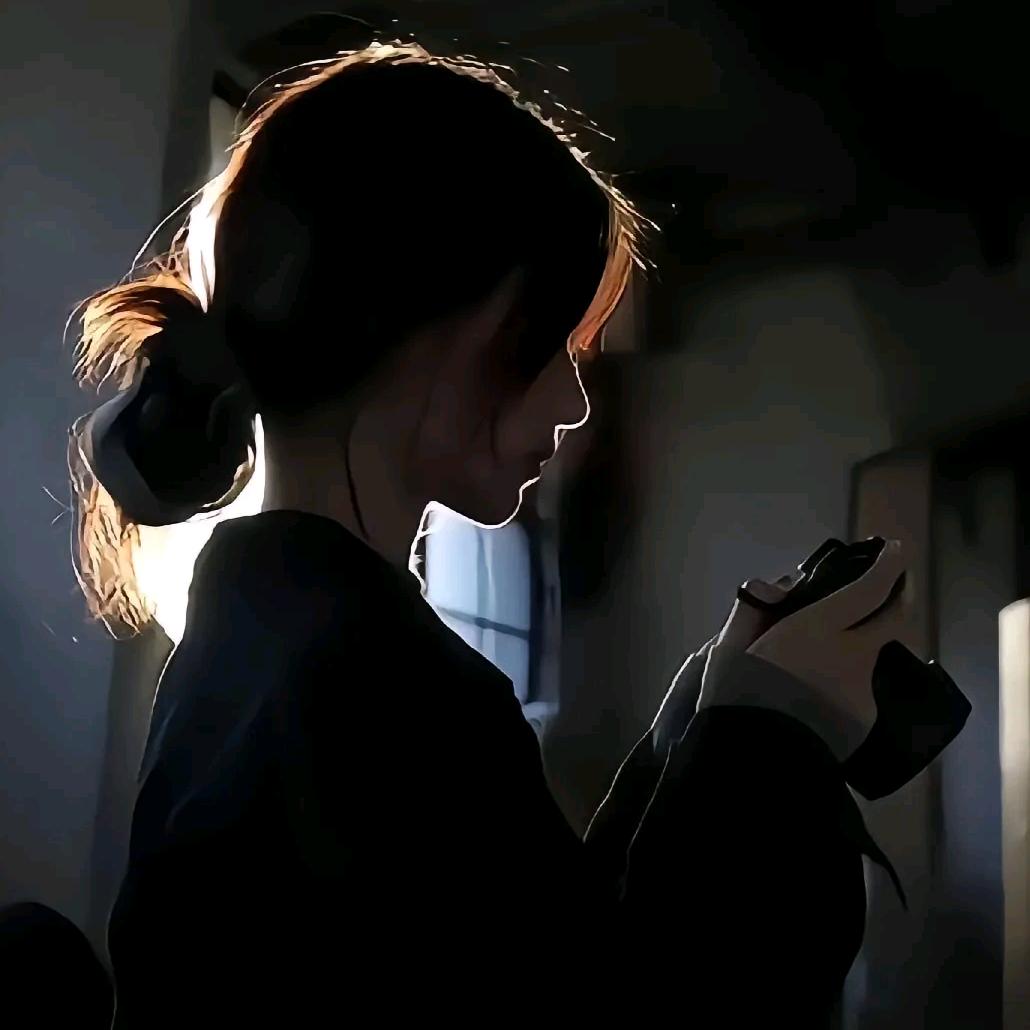 衔稚