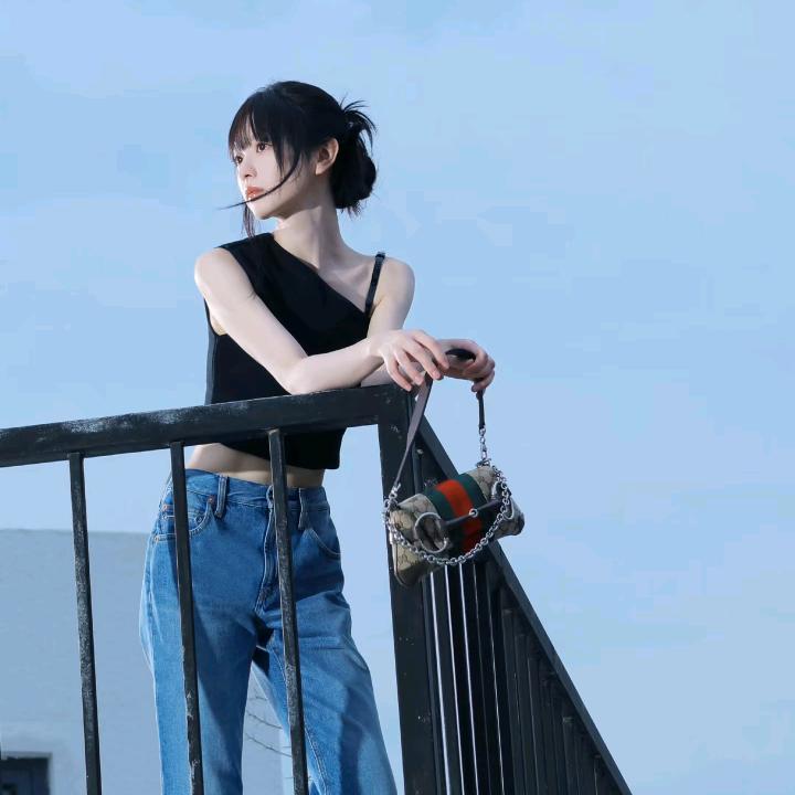 思烊